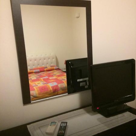 Locazione Turistica Lea Apartment Castelnuovo del Garda Exterior foto