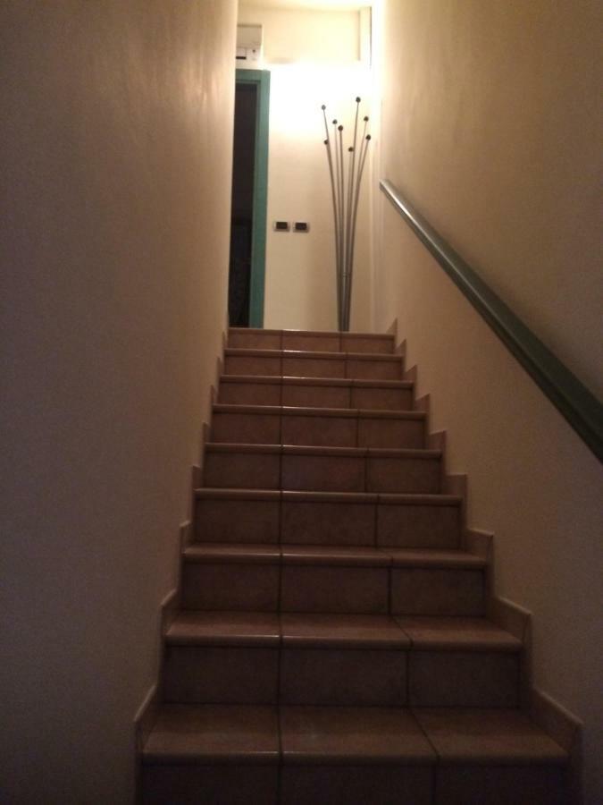 Locazione Turistica Lea Apartment Castelnuovo del Garda Exterior foto
